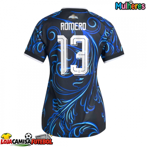 Camisa de Futebol Argentina Cristian Romero #13 Equipamento Secundário Mulheres Mundo 2026 Manga Curta